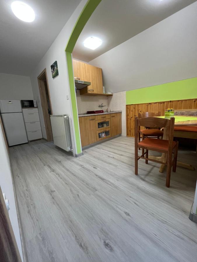 Apartmaji In Sobe Cuder โซชา ภายนอก รูปภาพ