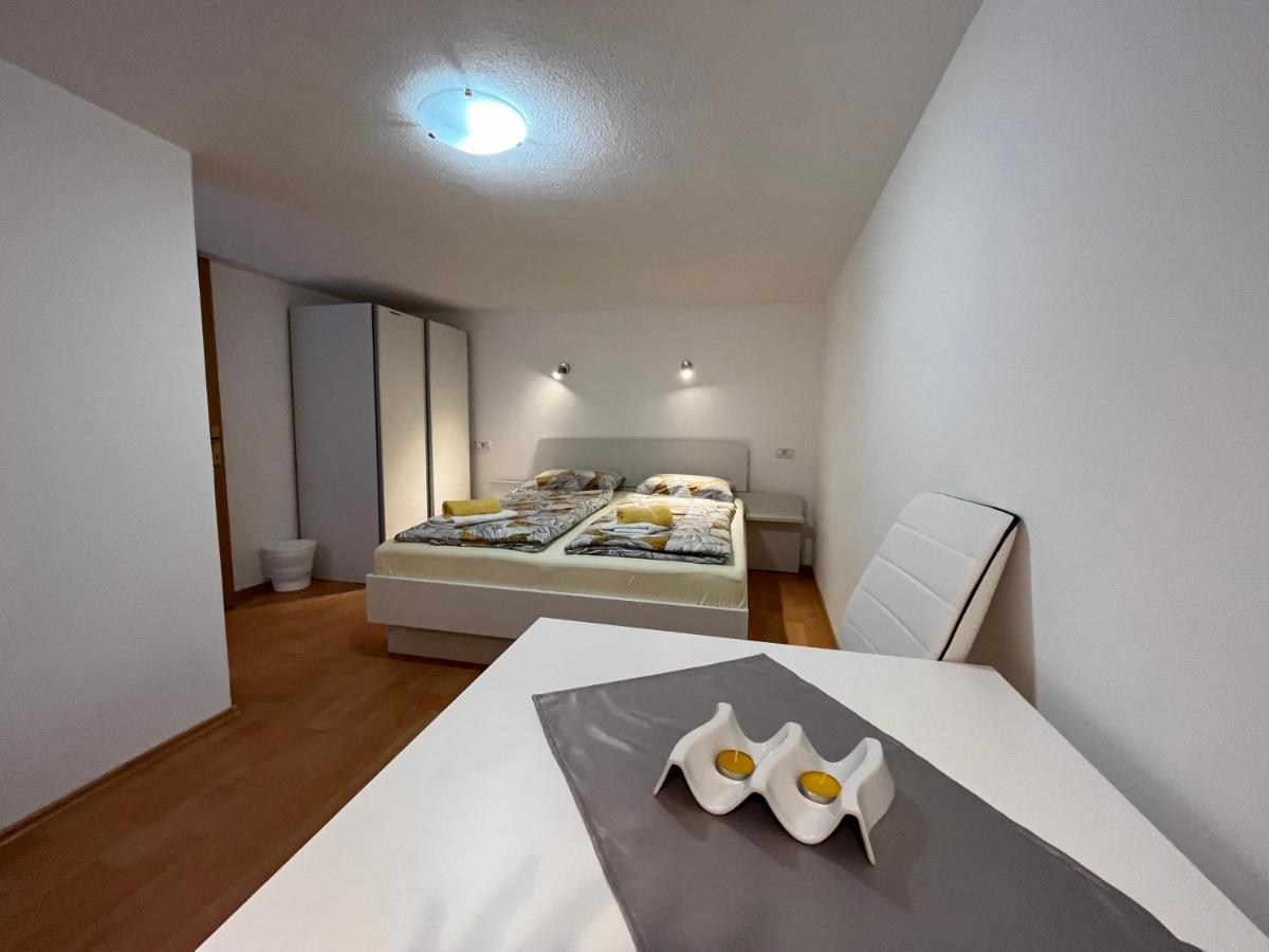 Apartmaji In Sobe Cuder โซชา ภายนอก รูปภาพ