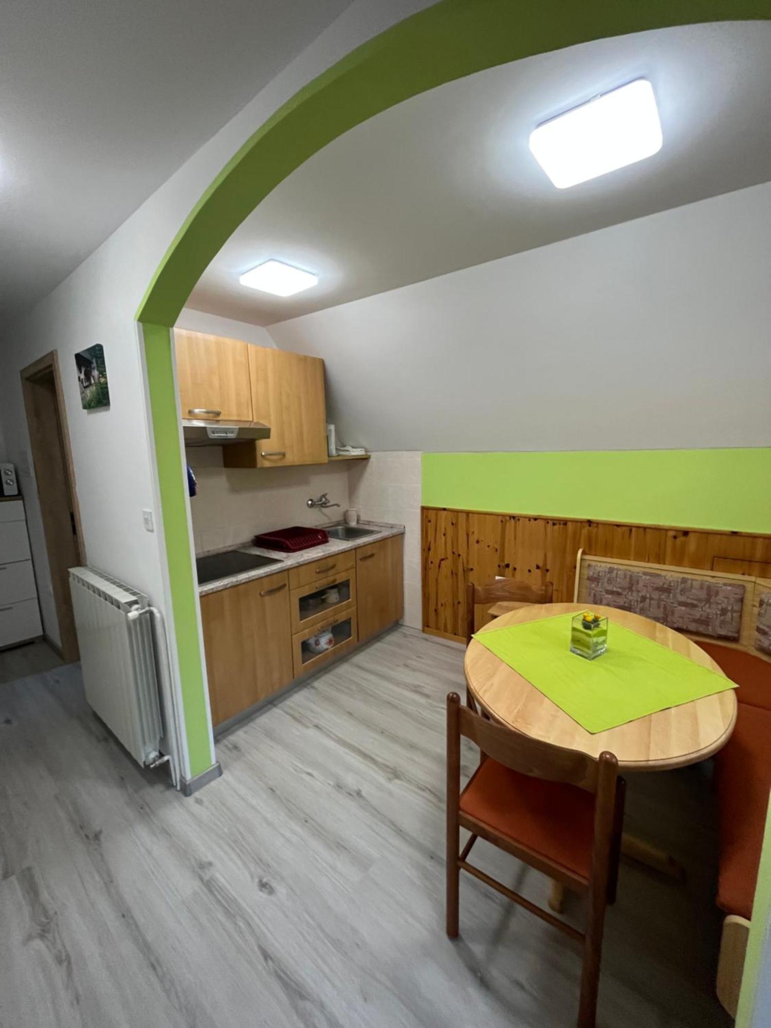 Apartmaji In Sobe Cuder โซชา ห้อง รูปภาพ
